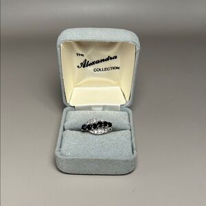 Vintage Silver and Black Gemstone Ring